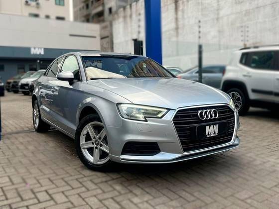 AUDI A3 2017