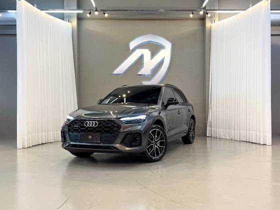 AUDI Q5 2021