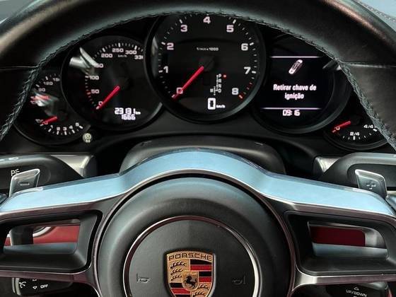 PORSCHE 911 2018