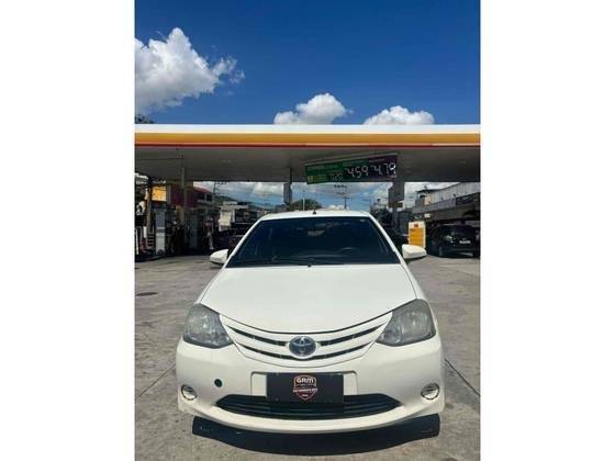 TOYOTA ETIOS 2015