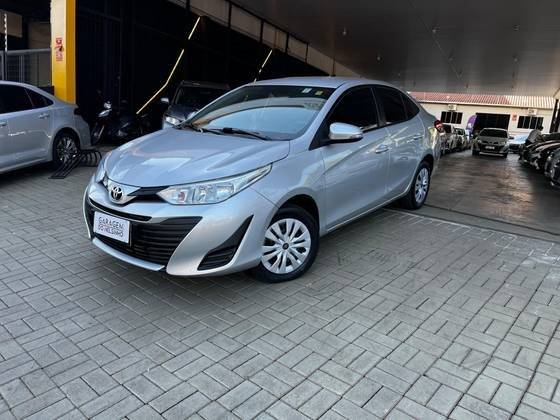 TOYOTA YARIS 2020
