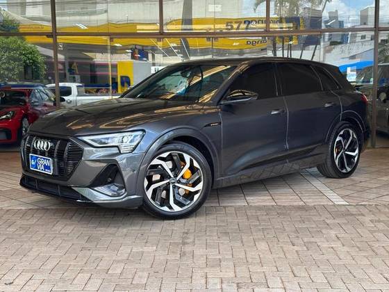 AUDI E-TRON 2023