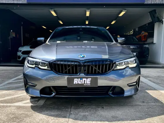 BMW 320i 2022