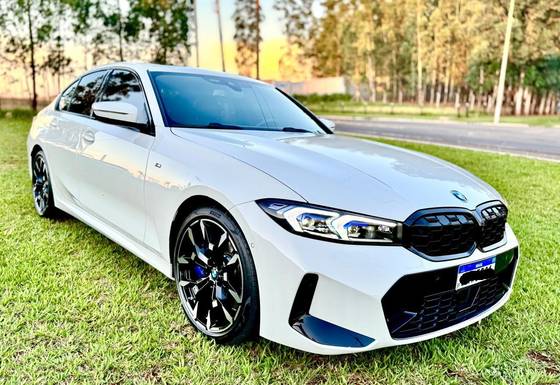 BMW 320i 2025