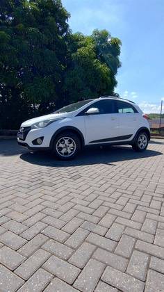 HYUNDAI HB20 2015