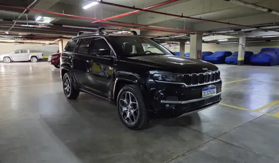 JEEP COMMANDER 2022