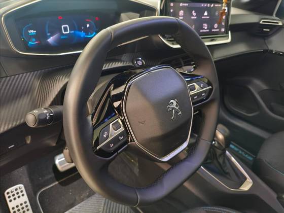 PEUGEOT 208 2024