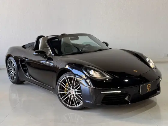 PORSCHE 718 2017