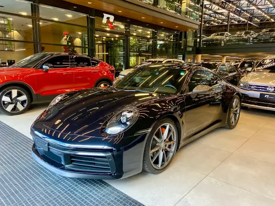 PORSCHE 911 2024