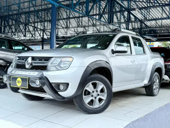 RENAULT DUSTER OROCH 2016