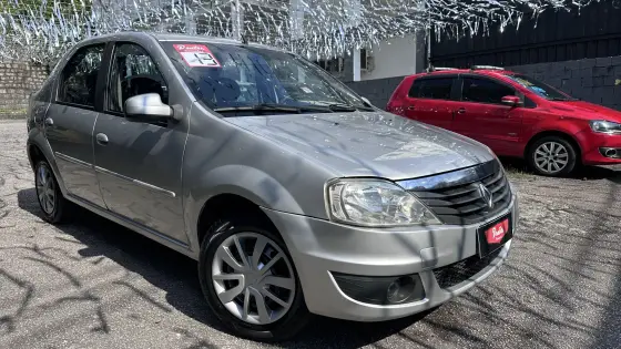 RENAULT LOGAN 2013