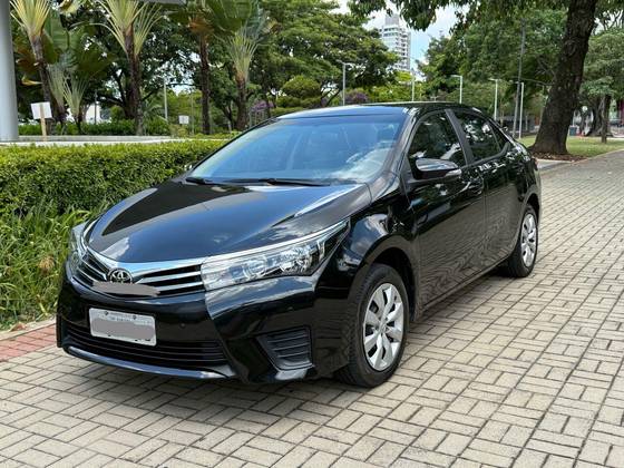 TOYOTA COROLLA 2017