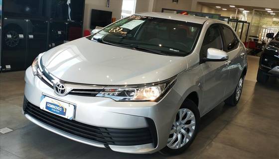TOYOTA COROLLA 2018