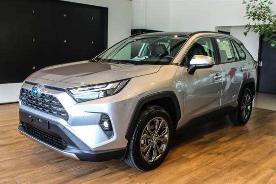 TOYOTA RAV4 2025
