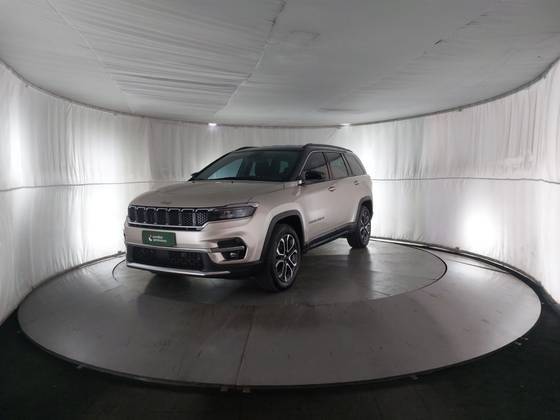 JEEP COMMANDER 2023