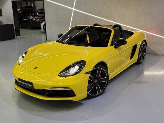 PORSCHE 718 2018