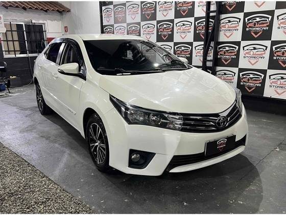 TOYOTA COROLLA 2017