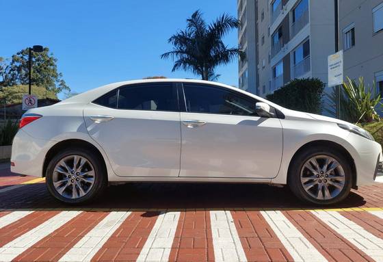 TOYOTA COROLLA 2019