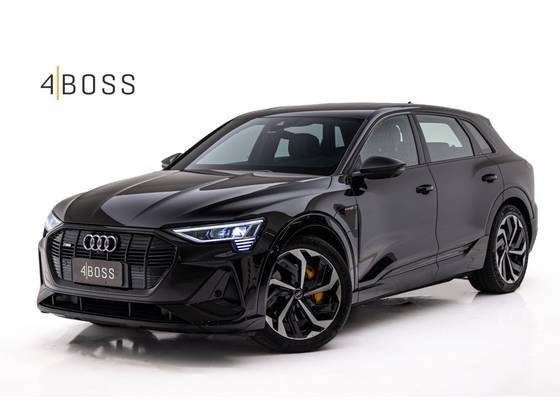 AUDI E-TRON 2022