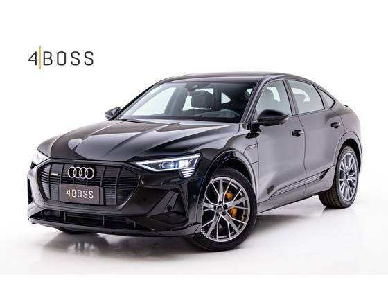 AUDI E-TRON 2022