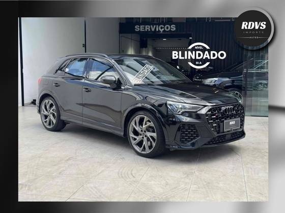 AUDI RS Q3 2021
