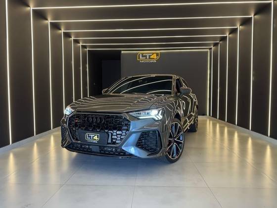 AUDI RS Q3 2021