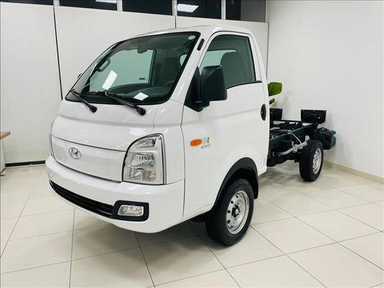 HYUNDAI HR 2025