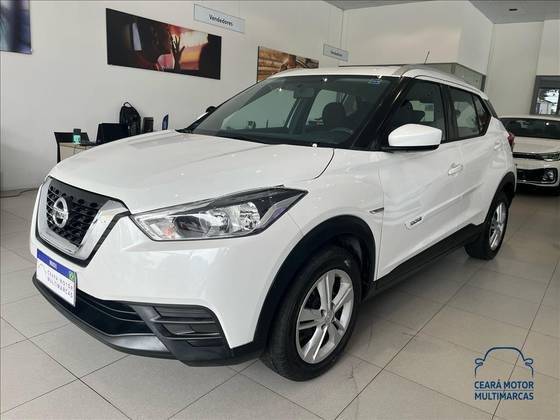 NISSAN KICKS 2020