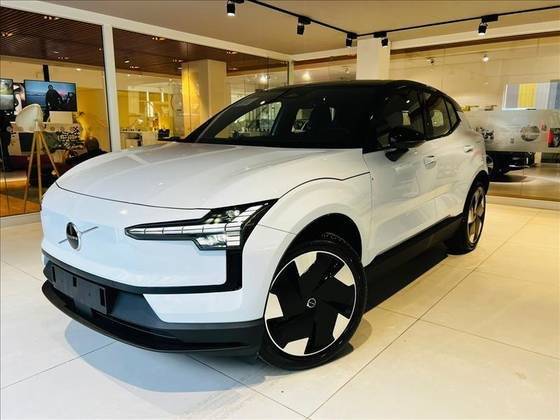 VOLVO EX30 2024