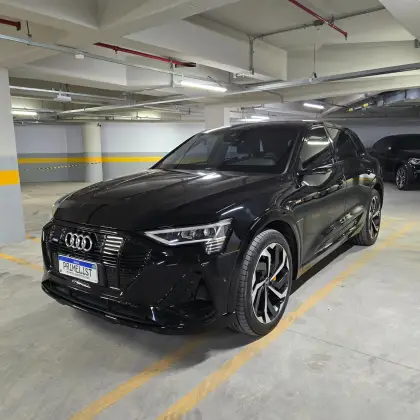 AUDI E-TRON 2023