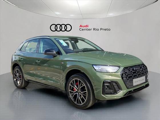 AUDI Q5 2025