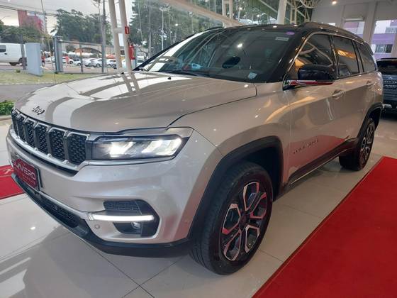 JEEP COMMANDER 2022