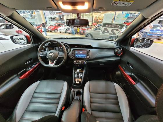 NISSAN KICKS 2024