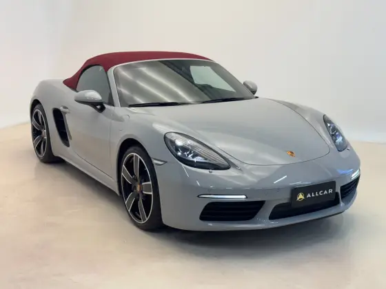 PORSCHE 718 2024