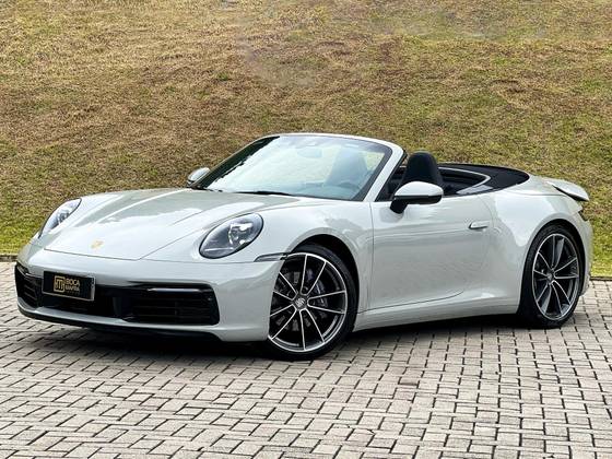 PORSCHE 911 2021