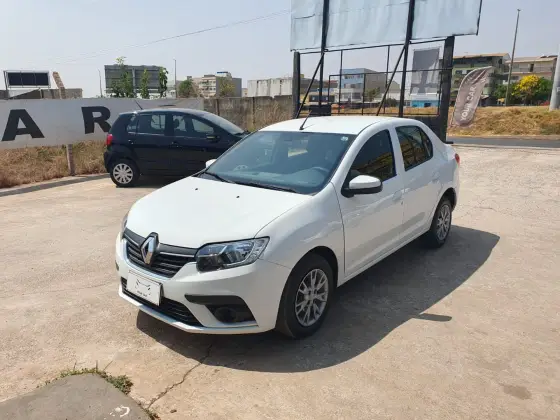 RENAULT LOGAN 2022