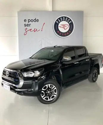 TOYOTA HILUX 2024