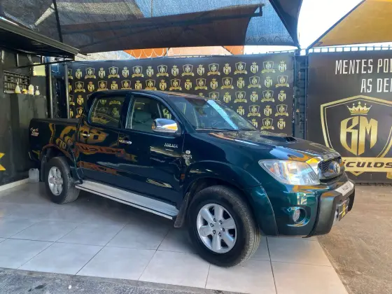 TOYOTA HILUX 2006