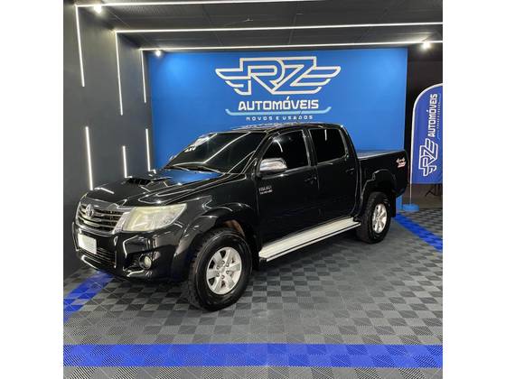 TOYOTA HILUX 2014