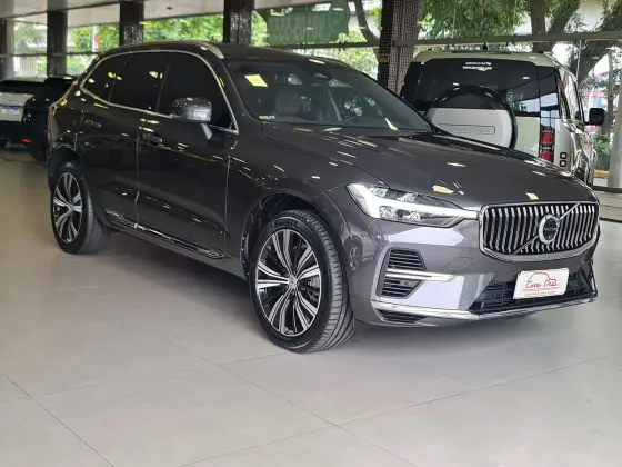 VOLVO XC60 2022