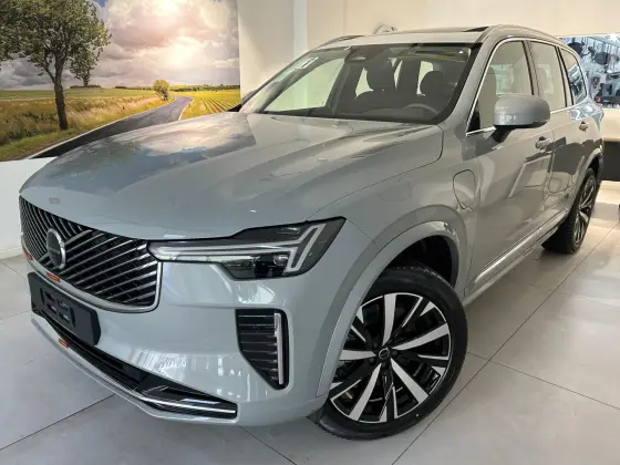 VOLVO XC90 2025