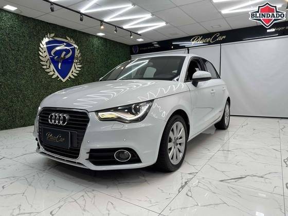 AUDI A1 2014