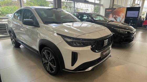 FIAT FASTBACK 2023