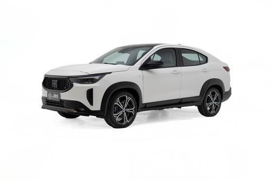 FIAT FASTBACK 2025