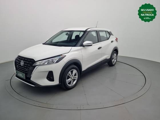 NISSAN KICKS 2024