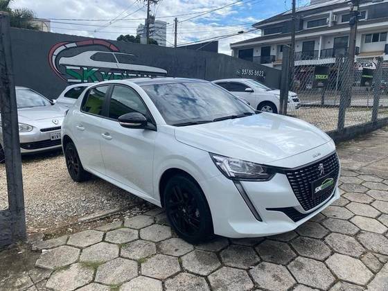 PEUGEOT 208 2023