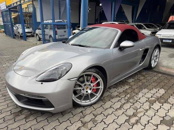 PORSCHE 718 2025