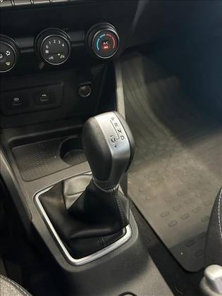 RENAULT DUSTER 2024