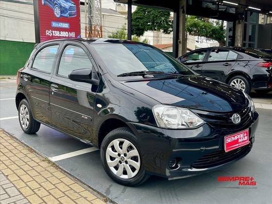 TOYOTA ETIOS 2016