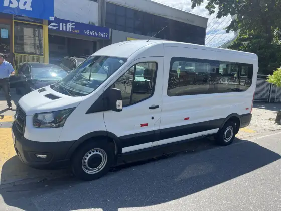 FORD TRANSIT 2022